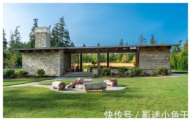 格局|自建联排别墅设计,外观朴实无华,进门就被这种格局迷住了!