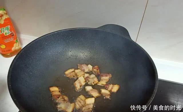 草头炒|春天属它最鲜美,千万别错过,随便一炒自带清香