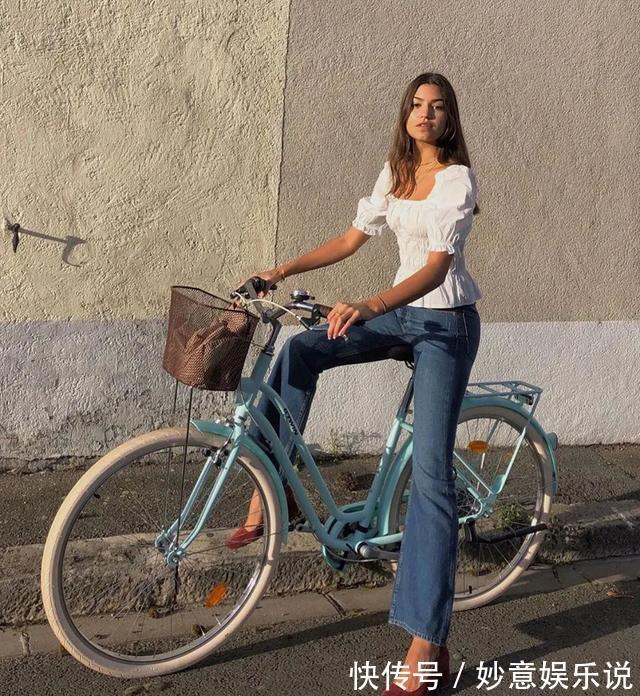 仙女鞋 牛仔裤配什么好?当然是“仙女鞋”,百搭不累脚还显高级