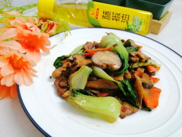 #清香麻爽秒入魂#藤椒香菇油菜