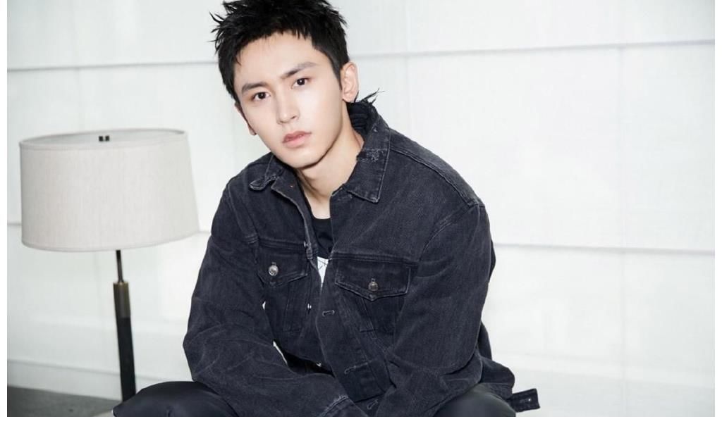 吴亦凡|又一顶流陨落，“造神运动”还会害多少人？