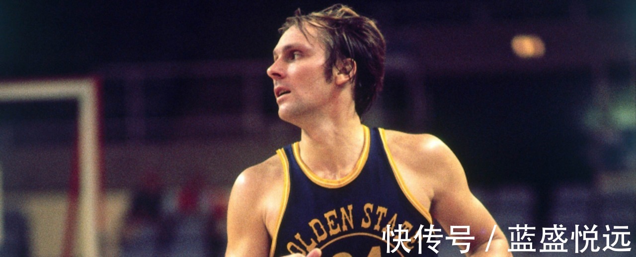白人球星|NBA历史上的十大白人球星！你知道还有哪些吗！