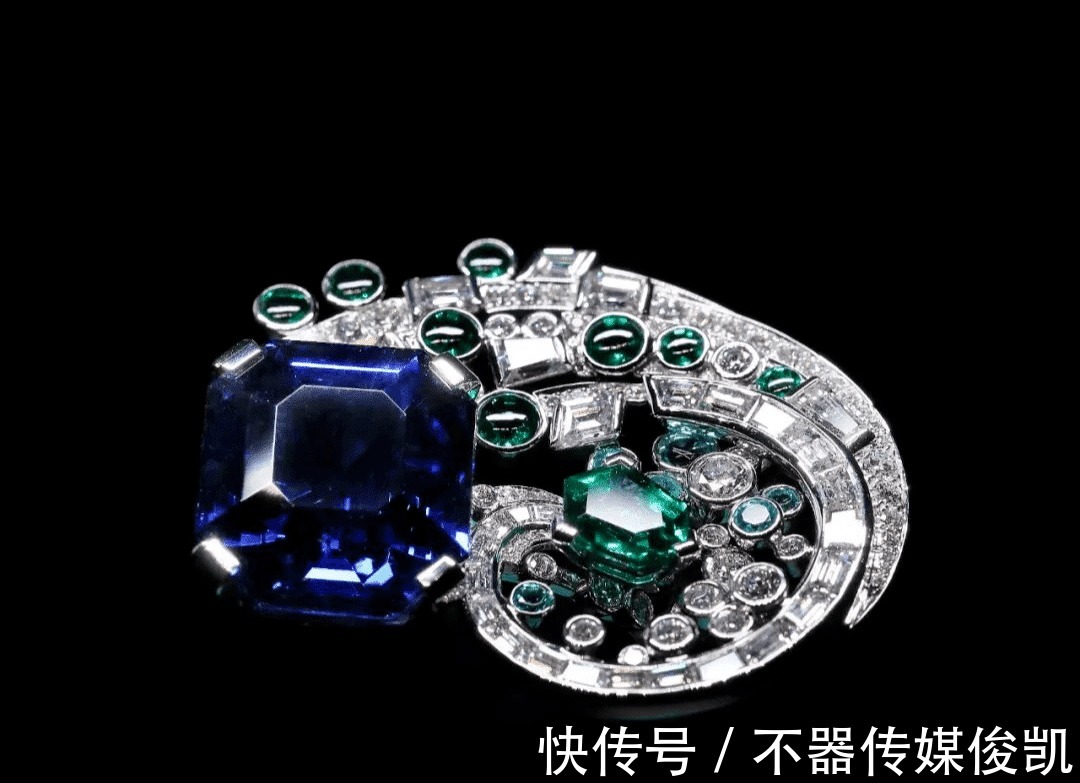浪漫|沙漠看星星,赏珠宝,顶级奢牌就是这么浪漫
