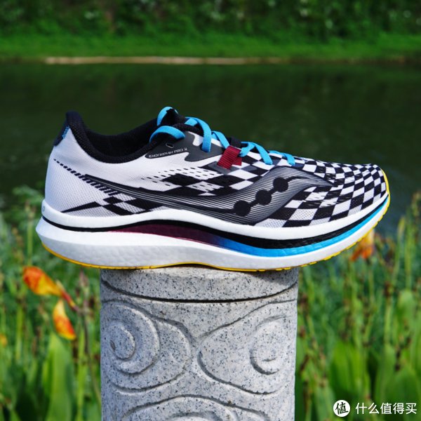 真·畅|跑鞋评测 篇四:真·畅跑云端:Saucony索康尼 Endorphin Pro啡鹏2上脚体验
