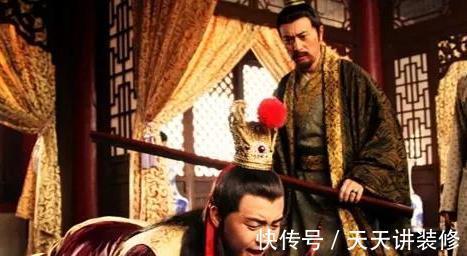 贾琏$宝玉挨打后一片混乱,可有人会注意,作为父亲贾政的无奈与悲凉