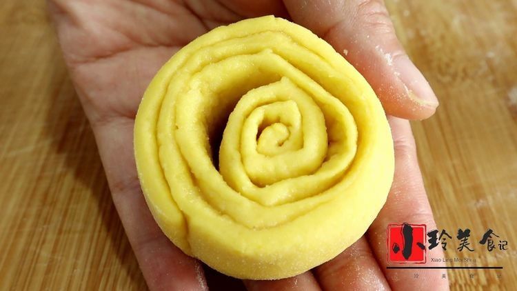  解馋|南瓜新吃法，做法简单，入口即化，做一大盘不够吃，解馋