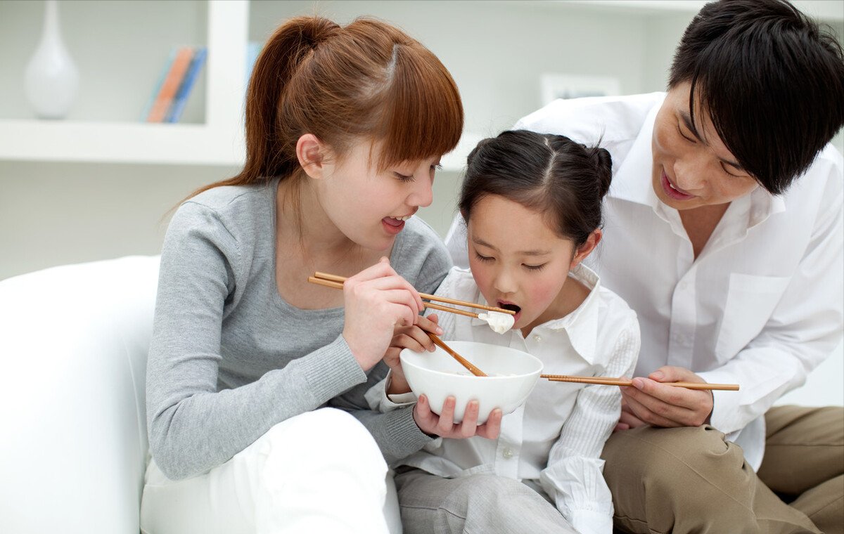 脾胃|宝宝睡眠的四种异常，暗示辅食添加过度，当心身高、脾胃有问题