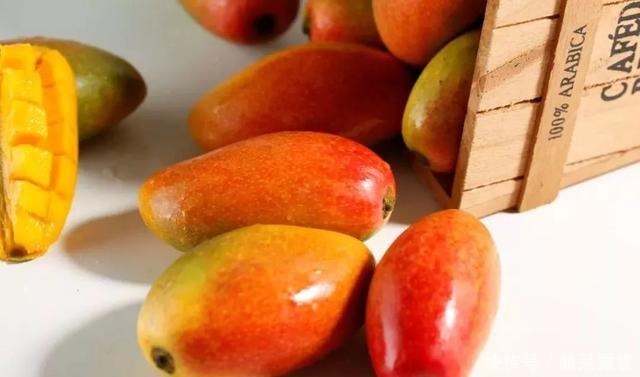 人到中老年,不管有钱没钱,建议常吃这3种食物,比保健品强多了!