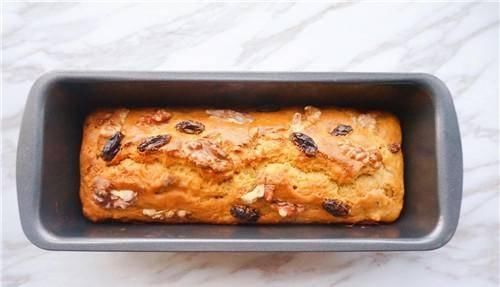 面粉|懒人蛋糕,买上香蕉面粉就能做,不打发不用黄油,一次就能成功