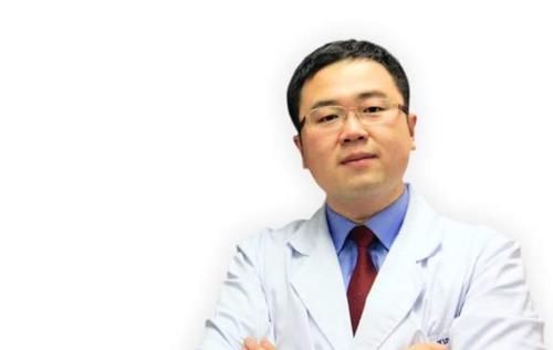  老年人如何预防骨质疏松？对抗骨松的四驾马车是什么？医生告诉您