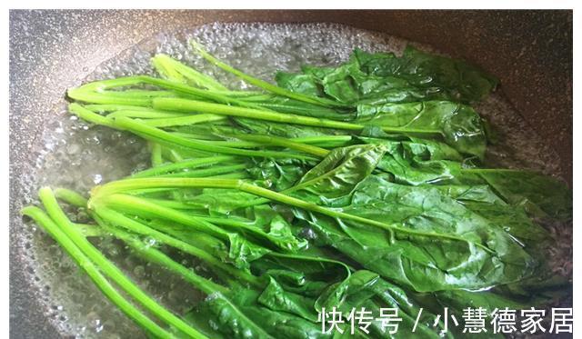 家里小孩不爱吃菜吗？韩式炒杂菜，营养美味又健康，做法一看就会