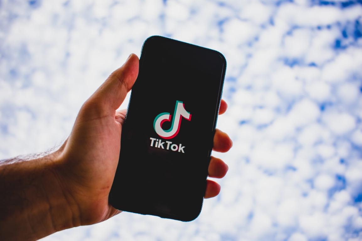 打败Facbook的不是TikTok而是用户！