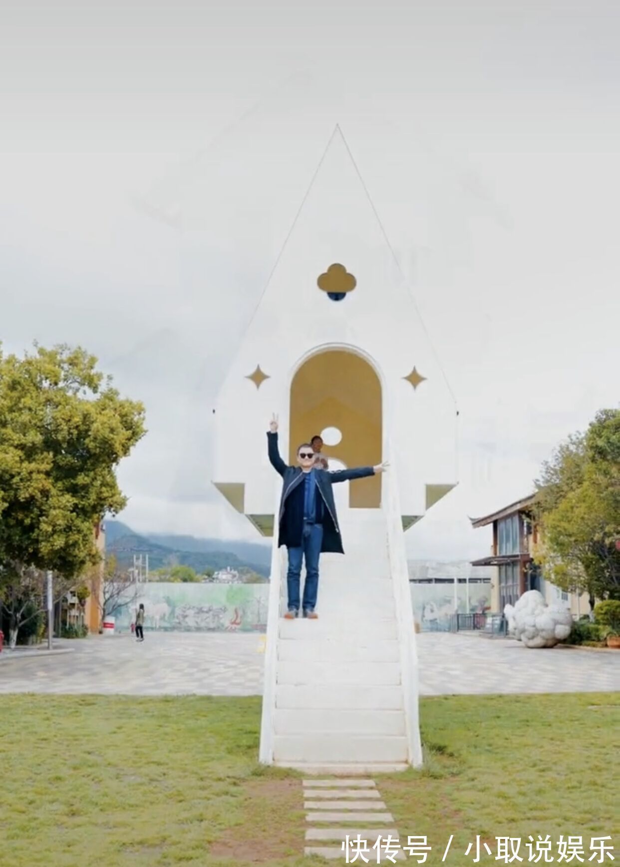 投資35億全打水漂李亞鵬首次澄清爛尾樓事件,為項目正名做宣傳