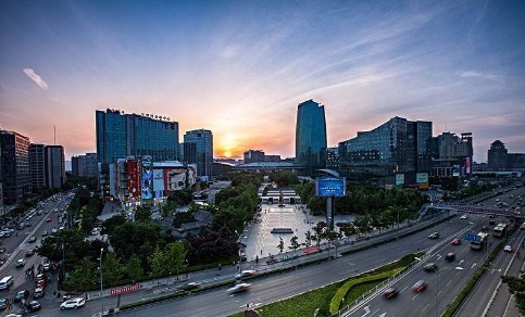  根基|古代太监的坟场，后经国学大师阴阳调和，如今已是中国科技的根基