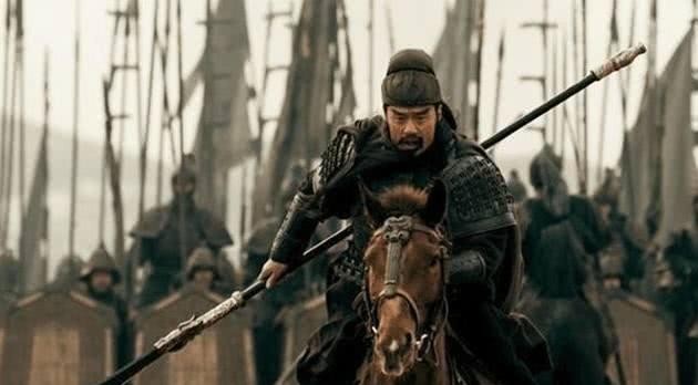 年轻|黄忠年轻时为何没有突出的表现，是因为怀才不遇吗？