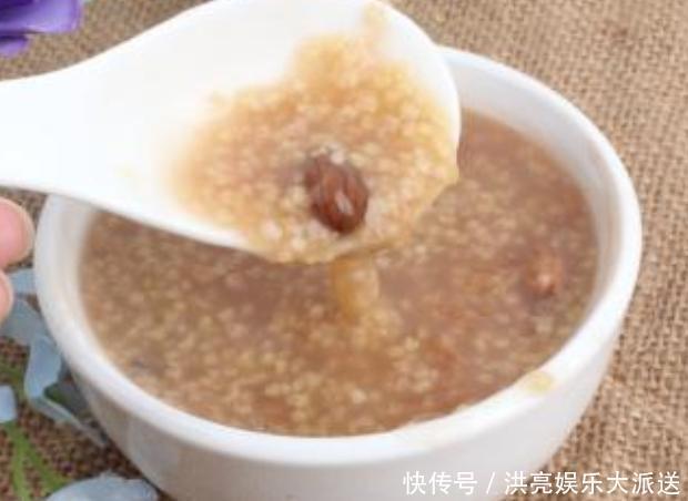 松软|小米别总熬粥了,加1把花生简单一做,松软味美,一碗不够喝!