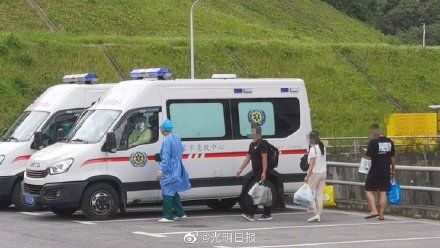 患者|南京禄口6名患者出院转入康复点