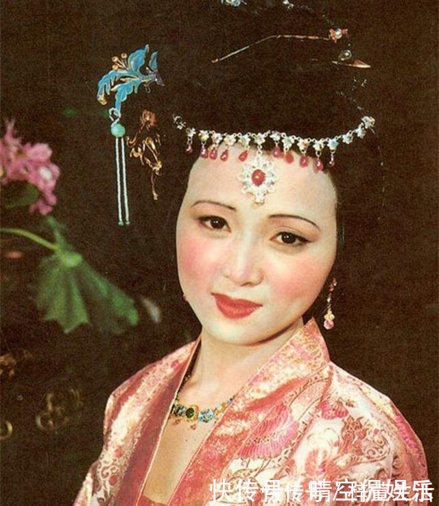 老糊涂|红楼梦:薛蟠居然暗骂贾母是“不讲理的老糊涂”,看看是为了啥?