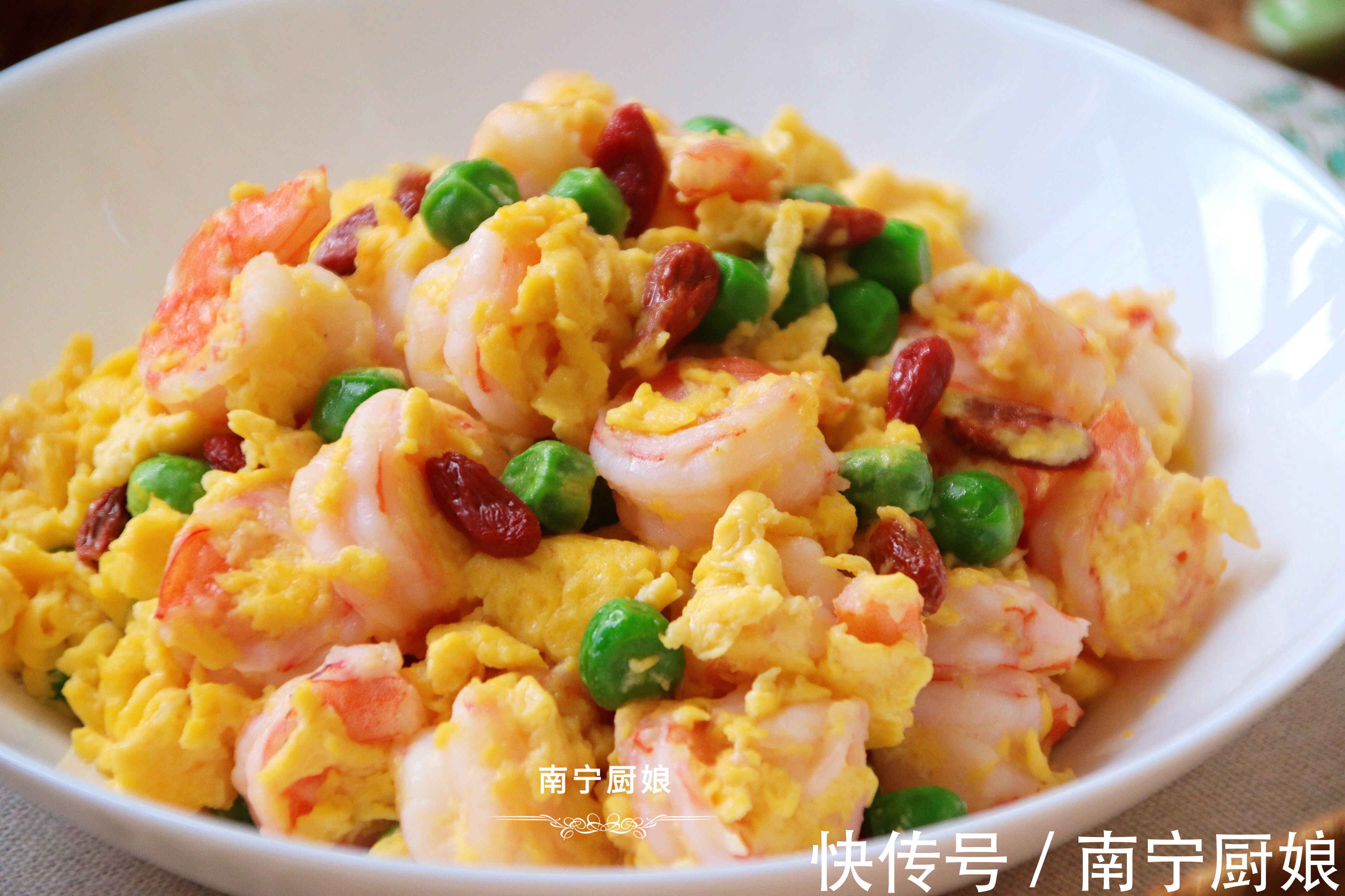 甜豆|开学了,聪明家长都在给孩子吃这道菜,营养美味,孩子常吃身体棒