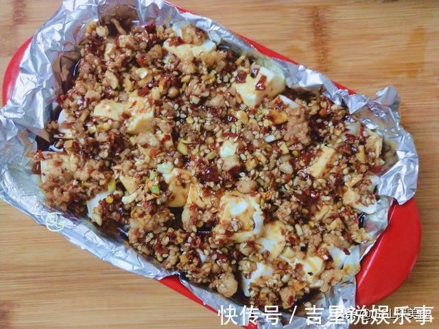 猪肉|豆腐不蒸不炒,简单一做,香辣入味,好吃过瘾,天冷越吃越热乎