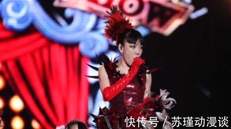 有种“整容”叫卸妆后的吴莫愁，看到她的照片，网友：像换了个人