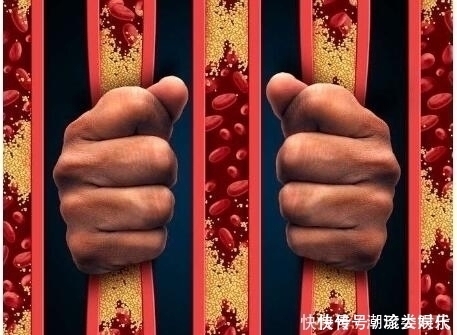 血液循环|中年后血管易堵塞,坚持5件事可软化血管,促进血液循环,别错过