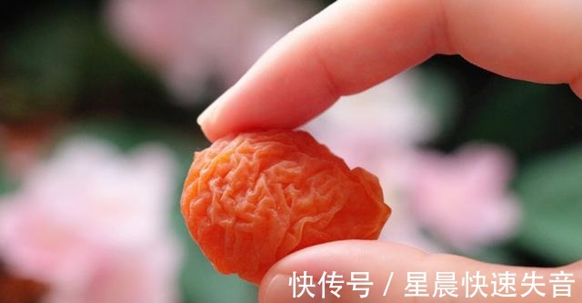 自制|菜市场遇见它别手软,买来不煮汤不熬酱,煮好后再晒一晒,真解馋!