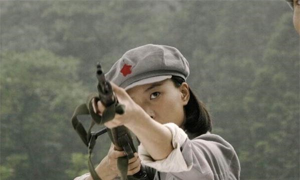 长征|她16岁当红军，长征任连指导员，受牵连叹嫁错人，晚年享厅级待遇