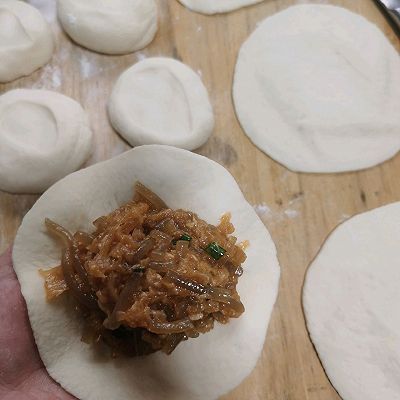 萝卜粉丝肉包子