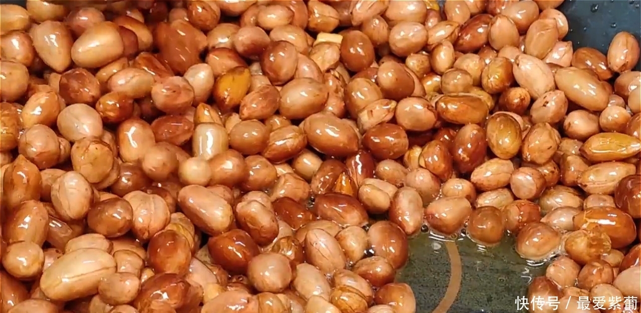 花生米|花生米酥脆的做法,千万不要油炸,试试这样做,放一个月还酥脆