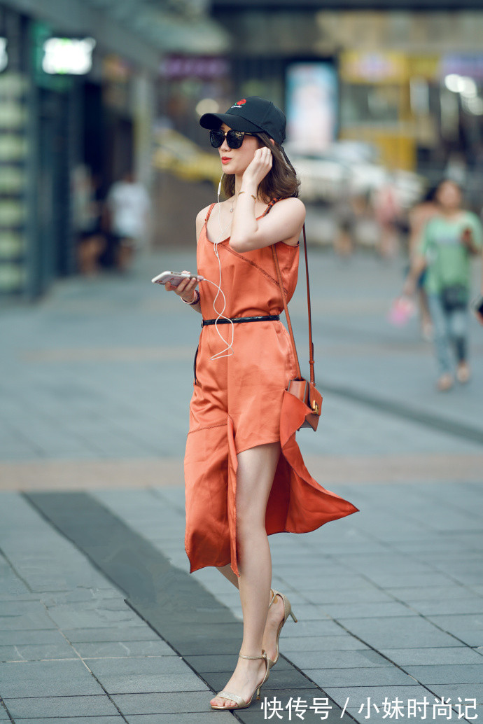 街拍 路人街拍,风格清新的搭配,让你展现时尚的魅力