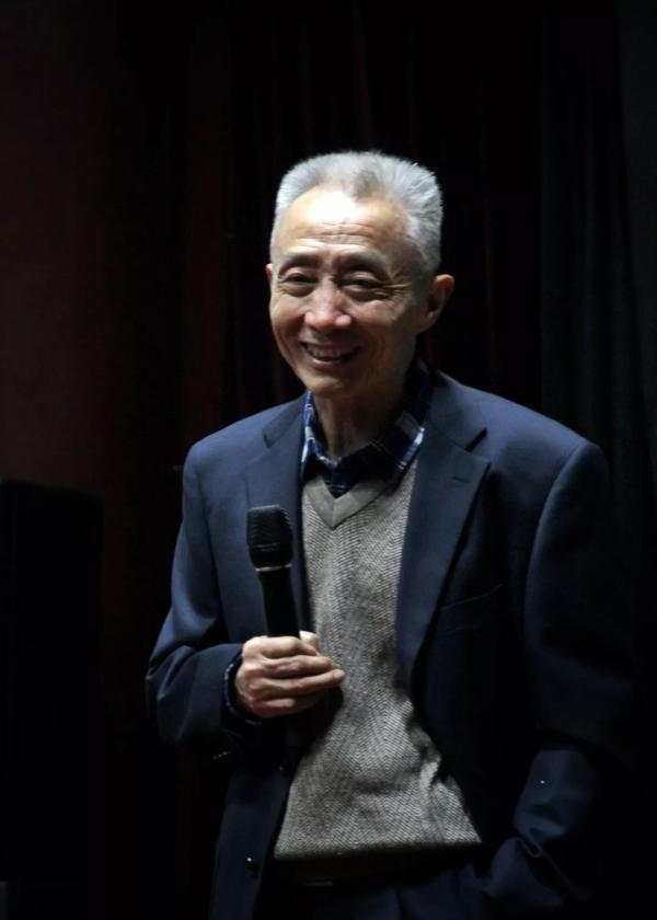 color|戴建业：我老婆一盒药51000，你跟我谈文人风骨？它能值几个钱