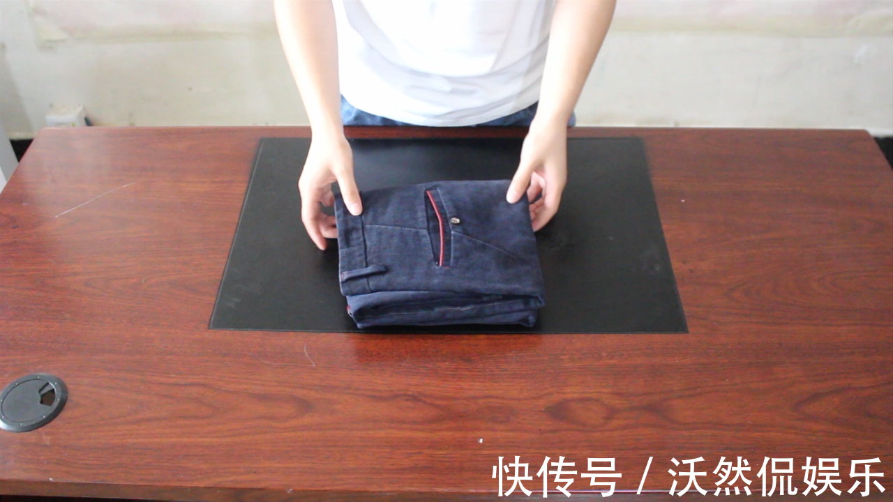 裤脚|叠牛仔裤的5种方法,简单易学还超省空间,衣柜再翻腾也不怕乱