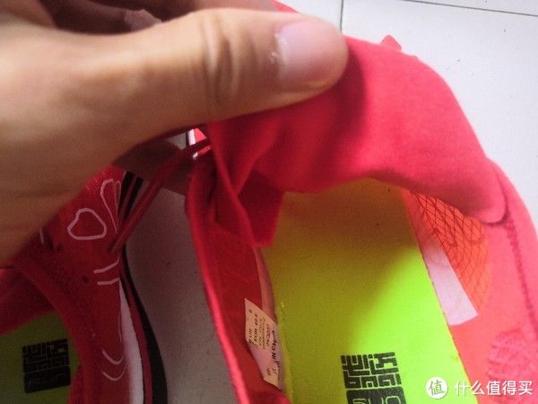 mono|灯家跑鞋展览 篇二十四：必迈 惊碳plus开箱体验