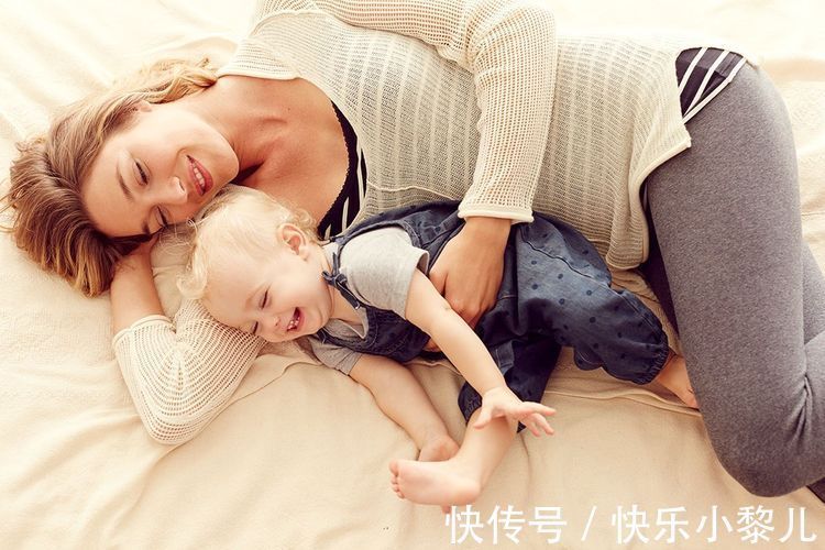 睡眠时间|孩子记忆力的黄金发育期,让他“睡三觉避两觉”,长大读书更轻松