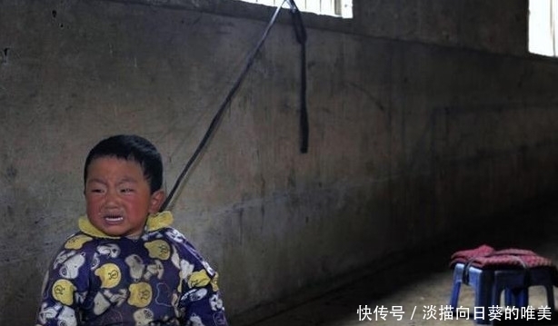 被绑|三岁孩子每天被绑在门窗下10个小时,孩子的表情让人心酸!