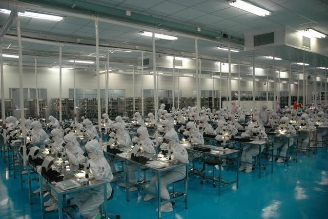 印度制造|苹果8个代工厂搬家印度,库克笑到合不拢嘴,谁也没想到这么快