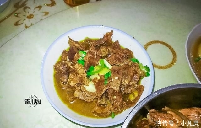 待客|农村人待客就是实在，7个菜全是大碗装，9个人都没吃完！