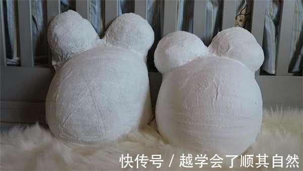 模型师|母亲用石膏包住自己怀了9个月大的肚子,她的动机让世人点赞!