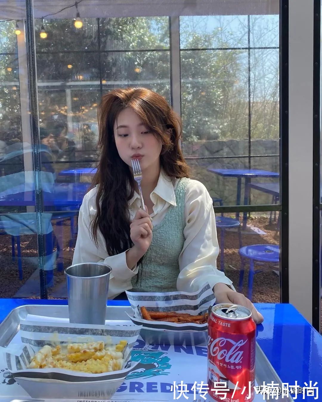 韩国时尚博主的简约风时尚穿搭经，让你美美迎接夏季