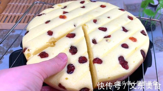 没烤箱，没打蛋器，没秤，详细解说电饭锅蒸蛋糕做法，比烤的还好