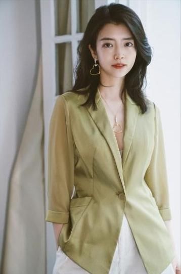 三木|不愧是百万粉丝穿搭博主！三木搭配也太绝了，让基本款美出新高度
