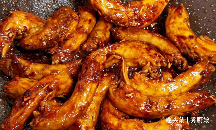 秀厨娘|被“误解”很深的一种肉，其实营养极高，才3元1斤，一煮一炒真香