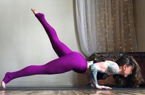 四柱式|瘦手臂其实并不难,不妨试试练习瑜伽,甩掉脂肪,塑造线条感