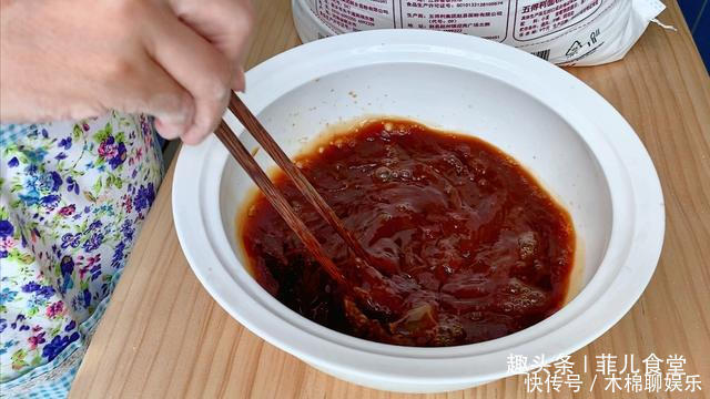  一料|蒸发糕时，只放酵母就错了，多加一料，发糕蓬松香甜，无酸味