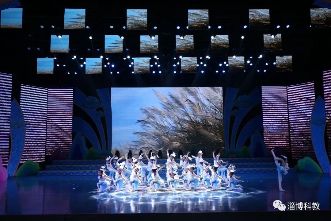 大幕拉開！2022跨年盛典開啟錄制！一起為孩子們加油！