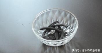 蚊香不用点,放在水里泡一泡,没想到作用这么大