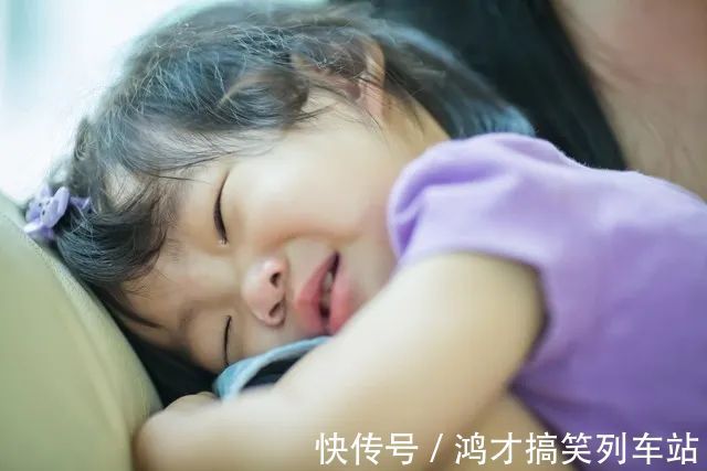 孩子|缺乏自信心对于孩子的危害,家长知道吗?这将直接影响孩子的一生