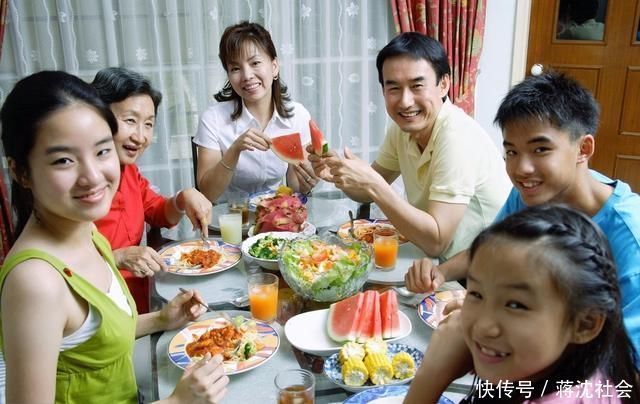 生长激素|女孩初潮早于这一年龄，身高大多都不超过一米六，有希望扭转吗