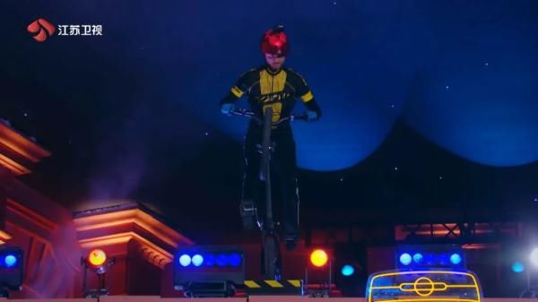 自揭魔术玄机?《点赞!达人秀》赵小彬的职业也太酷了!